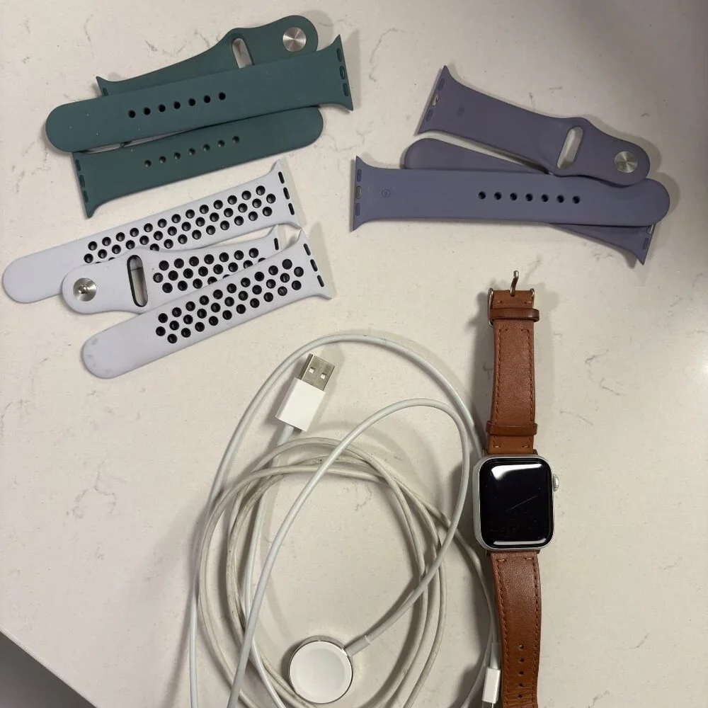 Apple Watch Series 4 (Chargers & Bands Included)